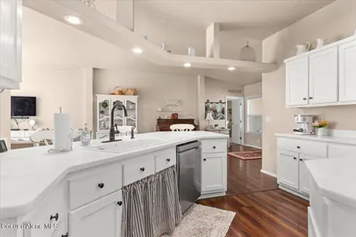 Property 26-4470 - Photo 26