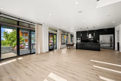 Property 26-8809 - Photo 25