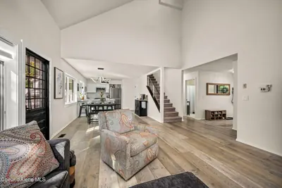 Property 26-9527 - Photo 15
