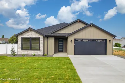 Property 26-8935 - Photo 1