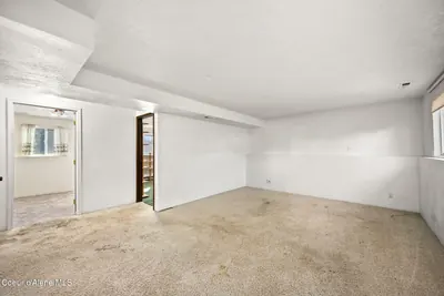 Property 26-9221 - Photo 35