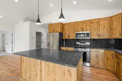 Property 26-8216 - Photo 5