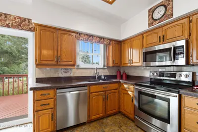 Property 26-9360 - Photo 11