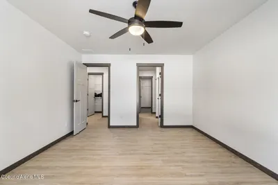 Property 26-2432 - Photo 13