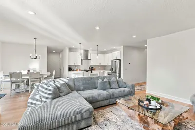 Property 26-10403 - Photo 15