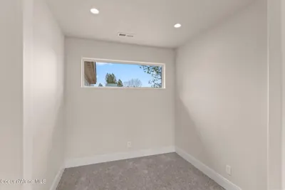 Property 26-1111 - Photo 24