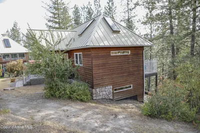 Property 26-8127 - Photo 99