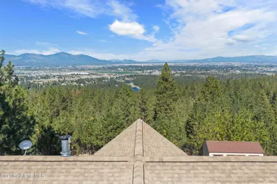 Property 26-9485 - Photo 2
