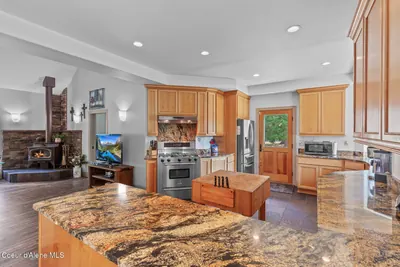 Property 26-7682 - Photo 9