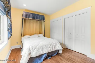 Property 26-7932 - Photo 27