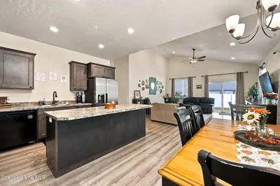 Property 26-10269 - Photo 7