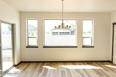 Property 26-9845 - Photo 4
