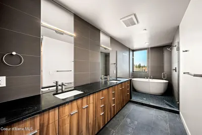 Property 26-9015 - Photo 43