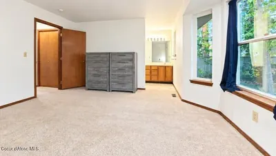 Property 26-10048 - Photo 23