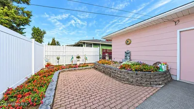 Property 26-10176 - Photo 27
