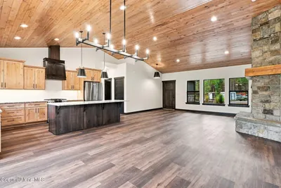 Property 26-9228 - Photo 12