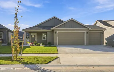 Property 26-10539 - Photo 1