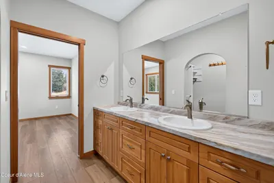 Property 26-8489 - Photo 28