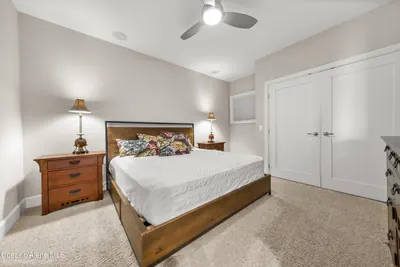 Property 26-1649 - Photo 16