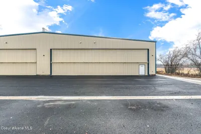 Property 24-10840 - Photo 15