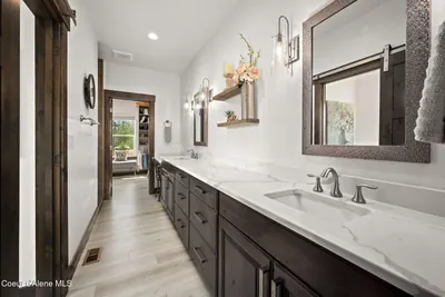 Property 26-7826 - Photo 26
