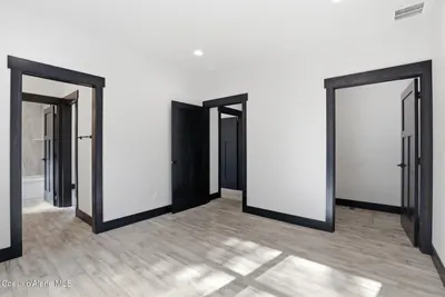 Property 26-2327 - Photo 35
