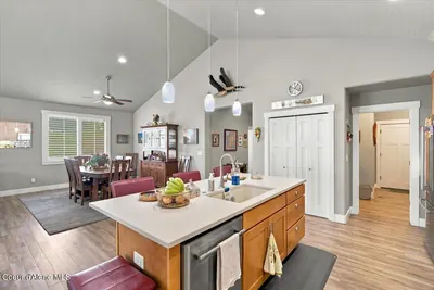 Property 26-9976 - Photo 11