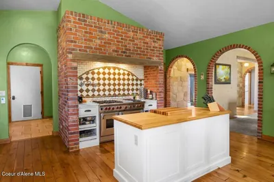 Property 26-9839 - Photo 44