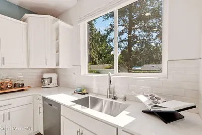 Property 26-9121 - Photo 12