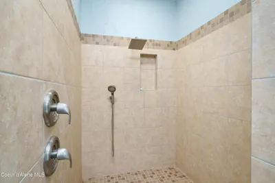 Property 26-7985 - Photo 19