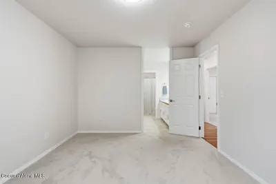 Property 26-10623 - Photo 17