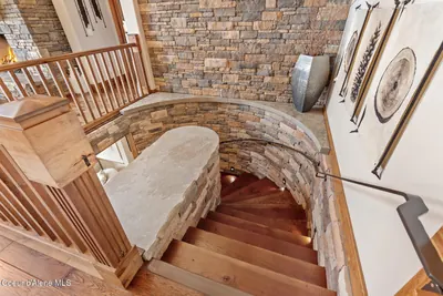 Property 26-8129 - Photo 48