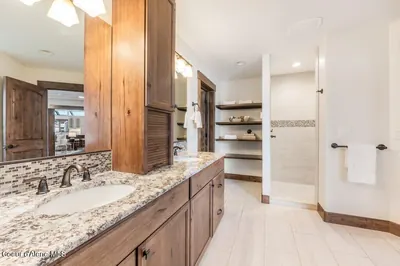 Property 26-9148 - Photo 28