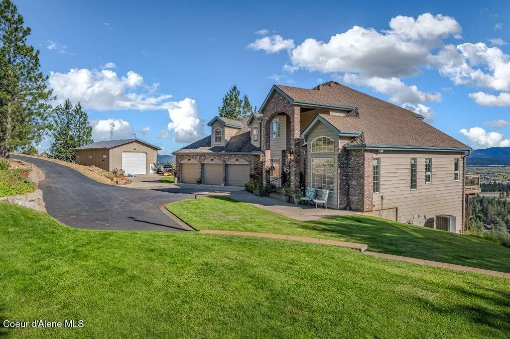 Property 26-8573 - Photo 1