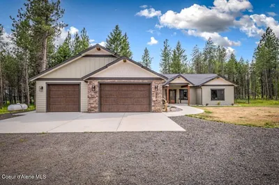 Property 26-10257 - Photo 2