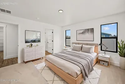 Property 26-10221 - Photo 24