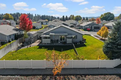 Property 26-10340 - Photo 15