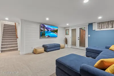Property 26-10565 - Photo 19