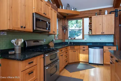Property 26-10235 - Photo 31
