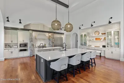 Property 26-8239 - Photo 20