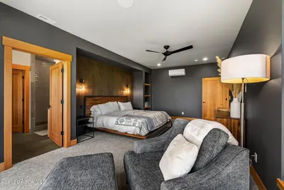 Property 26-8945 - Photo 42