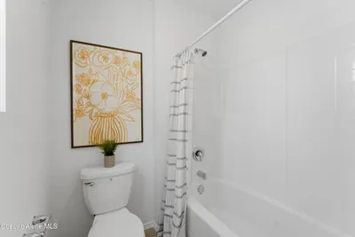Property 26-10611 - Photo 23