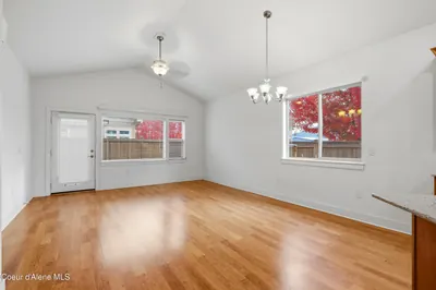 Property 26-10225 - Photo 22