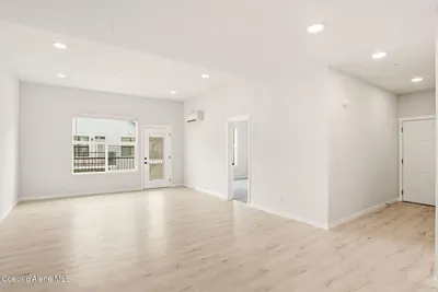 Property 26-5643 - Photo 5