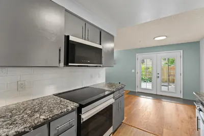 Property 26-8232 - Photo 15