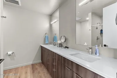 Property 26-6864 - Photo 26