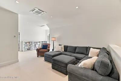 Property 26-9864 - Photo 84