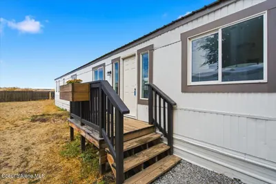 Property 26-9289 - Photo 2