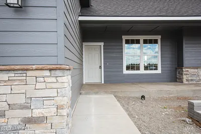 Property 26-7933 - Photo 2