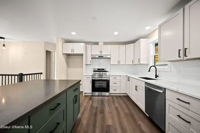 Property 26-10475 - Photo 18